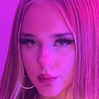 adrianablondiexx Nahé