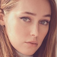 Alycia Debnam-Carey Nahé