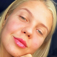 angela.smith Nahé