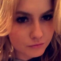 Britney Light Nahé