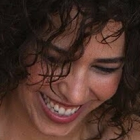 Cantora Flora Matos Nahé