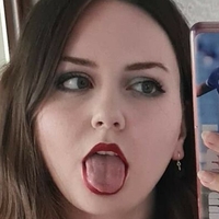 Chloe Holt Nahé