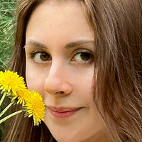 Chloe Leafs Nahé