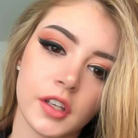 Chrissy Costansa Nahé