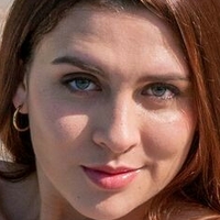 Emma Connor Nahé