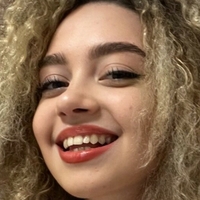 evacurlysue Nahé
