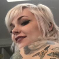 Holli Marie Nahé