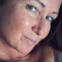 Jenn Shelton Nahé