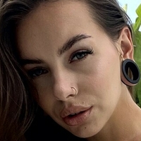 Kendra Lane Nahé