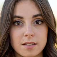 Kristen Vaganos Nahé