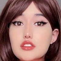 Lil Waifu Lia Nahé