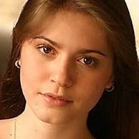 Lindsay Felton Nahé
