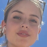 Lucia Ferrara Nahé