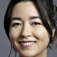 Maya Erskine Nahé