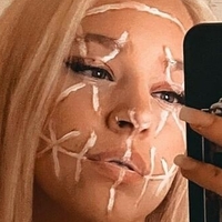 MrsXeniaTv Nahé