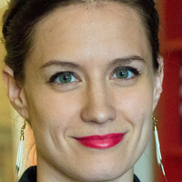 Rebecca Romney Nahé