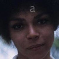 Rosalind Cash Nahé