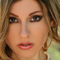 Selena D. Nahé
