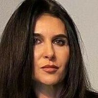 Senada Kostic Nahé