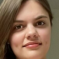 therealmollymarie Nahé