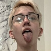 thickystickykay Nahé