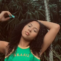 Vitoria Oliveira Nahé